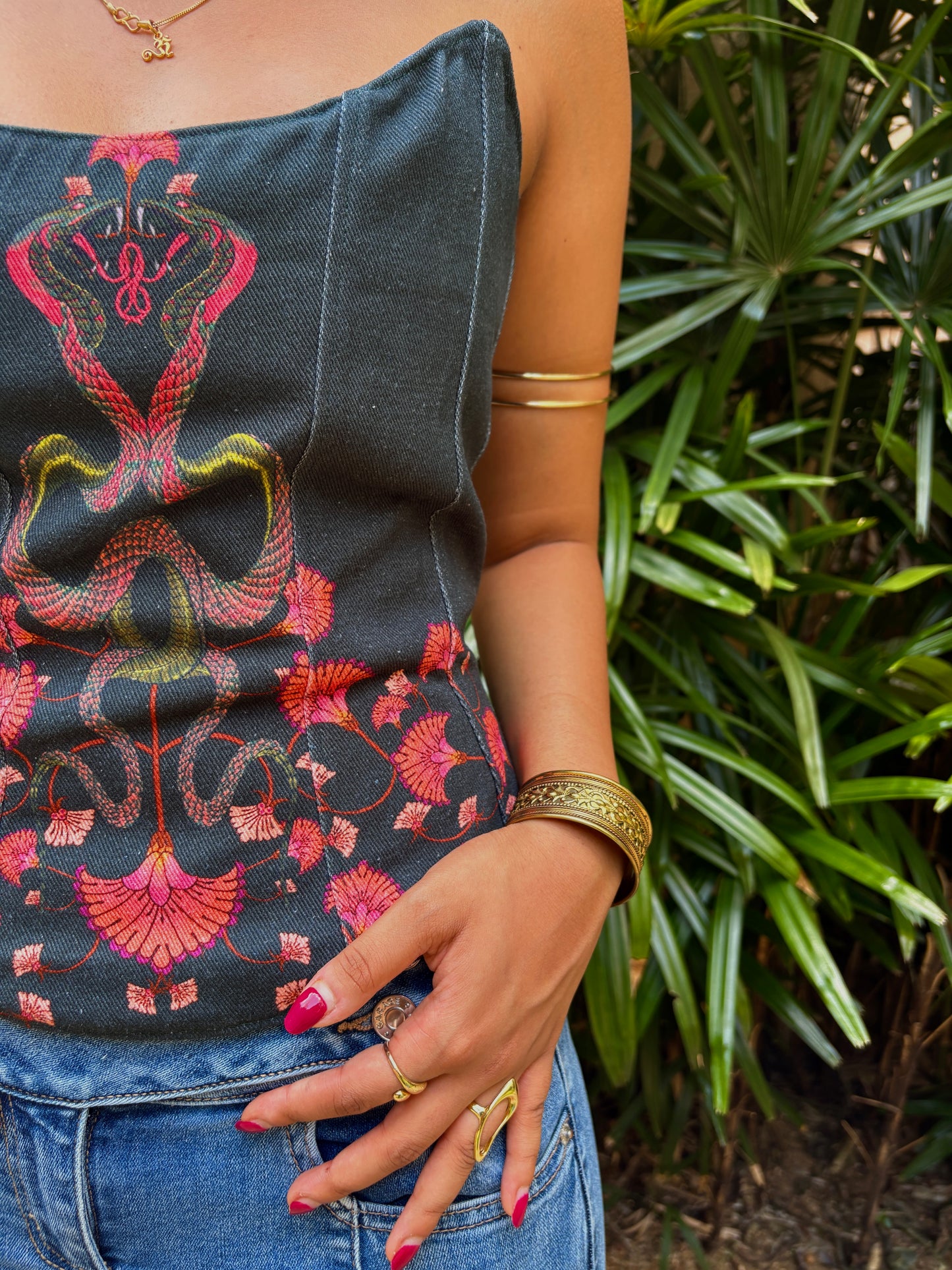 Snake garden corset